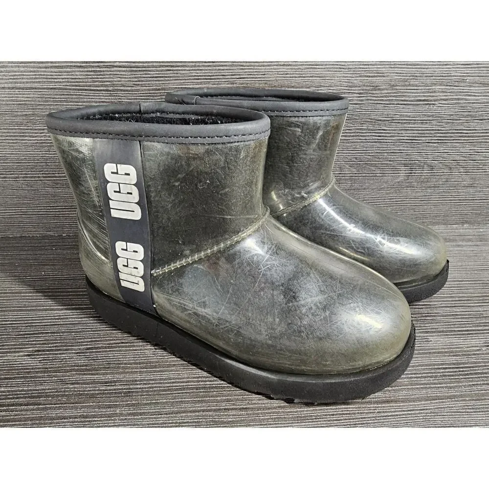 [1112386K-BLK] Kids UGG CLASSIC CLEAR Black Sz 2 Sherpa Lined USED